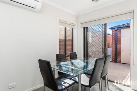 Property photo of 8 Muswell Walk Wyndham Vale VIC 3024