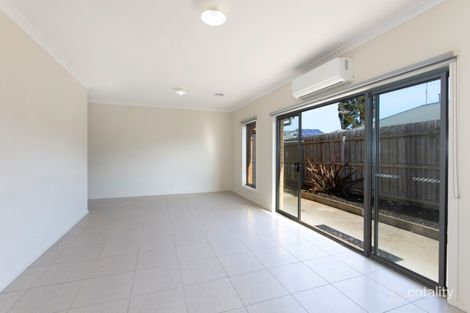 Property photo of 2/9 Warren Street Thomson VIC 3219