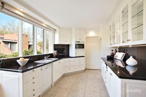 Property photo of 2/28 Rockley Road South Yarra VIC 3141