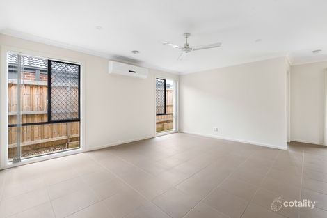 Property photo of 25 Salerno Crescent Doreen VIC 3754