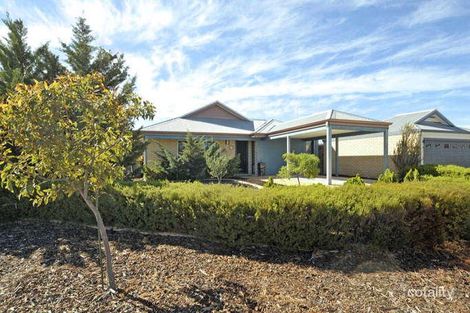 14 Rocklea Cres, Ellenbrook, WA 6069