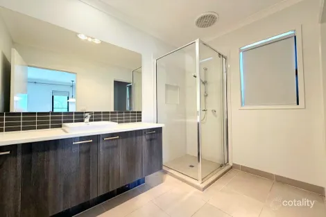 Property photo of 24 Thurston Avenue Tarneit VIC 3029
