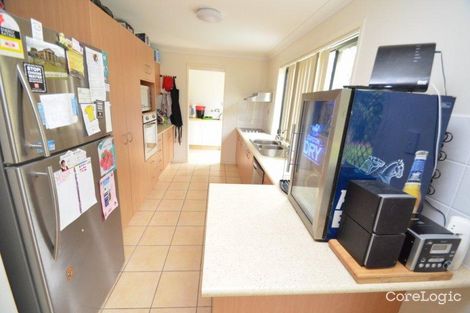 Property photo of 11 Mellissah Crescent Arundel QLD 4214