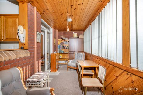 Property photo of 14 Elizabeth Street Eleebana NSW 2282