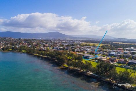 Property photo of 35 Rushton Drive Kanahooka NSW 2530