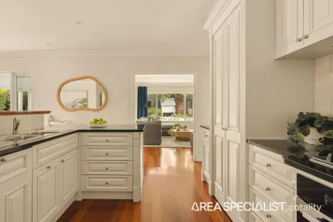 Property photo of 49 Glengariff Drive Floreat WA 6014