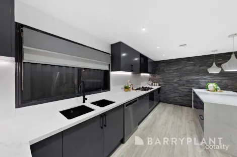 Property photo of 37 Green Gully Road Keilor VIC 3036