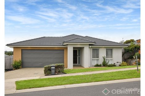 3 WAKEFUL CRES, DROUIN, VIC 3818
