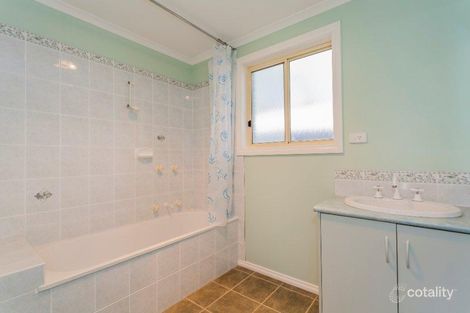 Property photo of 22 Hollows Court Grovedale VIC 3216