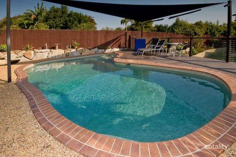 Property photo of 9 Kroning Court Petrie QLD 4502