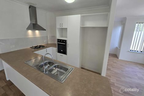 Property photo of 13 Galway Gardens Warnbro WA 6169