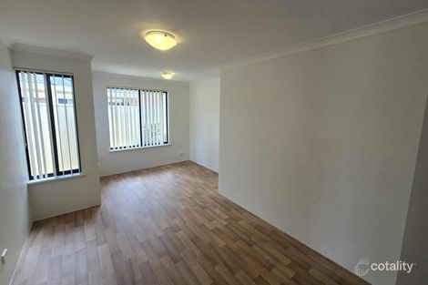 Property photo of 13 Galway Gardens Warnbro WA 6169