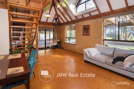Property photo of 18 Hakea Way Dunsborough WA 6281