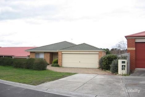 Property photo of 21 Regent Close Berwick VIC 3806