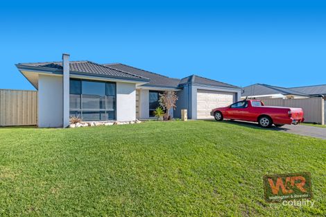 4 Satellite Cl, Mckail, WA 6330