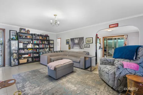 Property photo of 35 Harding Street Raceview QLD 4305