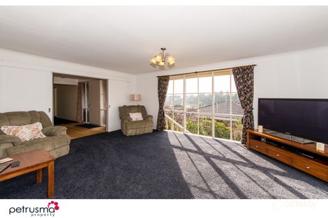 Property photo of 12 Arncliffe Road Austins Ferry TAS 7011