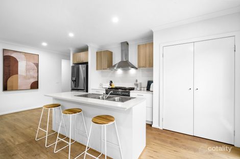 Property photo of 29 Westbury Avenue Rockbank VIC 3335