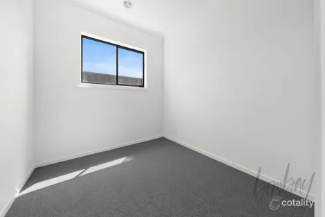 Property photo of 11 Knockturn Road Kalkallo VIC 3064