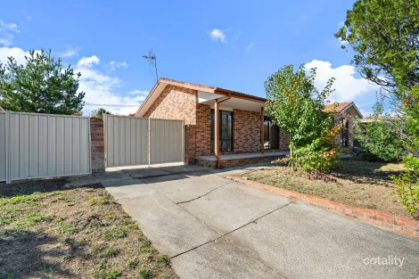 Property photo of 9 Leibnitz Place Isabella Plains ACT 2905