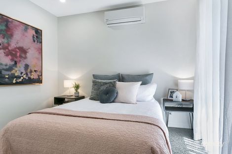 Property photo of 2 Silkwood Close Manoora QLD 4870