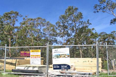 Property photo of 10 Nancy Close Cameron Park NSW 2285