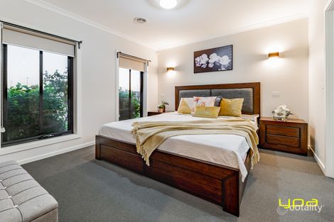 Property photo of 9 Trueman Street Cranbourne West VIC 3977