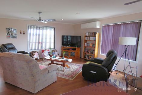 Property photo of 17 William Street Biggenden QLD 4621