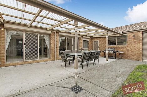 Property photo of 12 Charing Cross Place Narre Warren VIC 3805