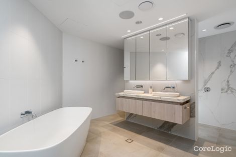 Property photo of 3 Northcliffe Terrace Surfers Paradise QLD 4217