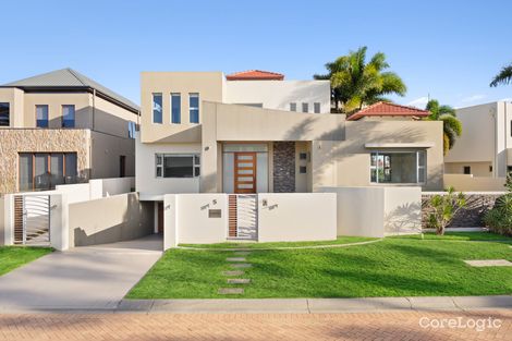 Property photo of 5 Royal Albert Crescent Paradise Point QLD 4216