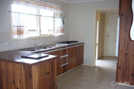 Property photo of 64 Charles Green Avenue Endeavour Hills VIC 3802