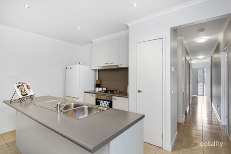 Property photo of 3 Willoby Drive Alfredton VIC 3350