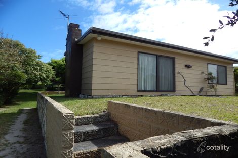 42 Sunshine Rise, Sandy Point, VIC 3959