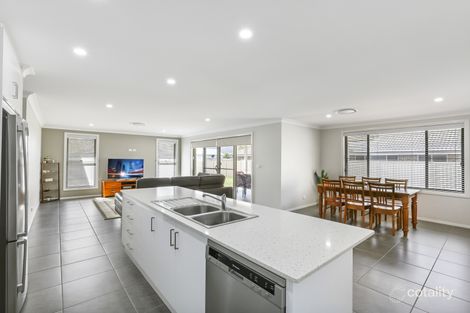 Property photo of 15 Appaloosa Place Hillvue NSW 2340