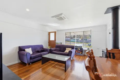 Property photo of 22 Newton Street Armidale NSW 2350