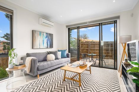 Property photo of 19 Bailey Crescent Oak Park VIC 3046