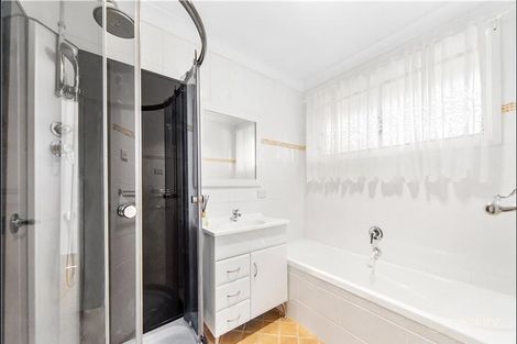 Property photo of 31 St Kilda Street St Johns Park NSW 2176