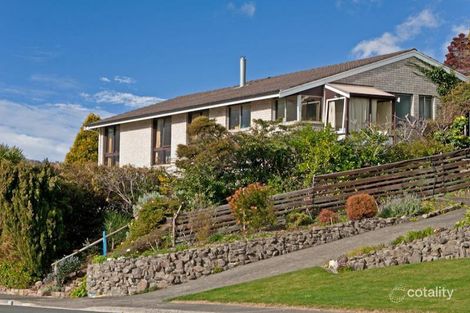 464 Churchill Ave, Sandy Bay, TAS 7005