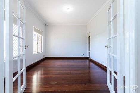 Property photo of 6 Doolya Road Hilton WA 6163