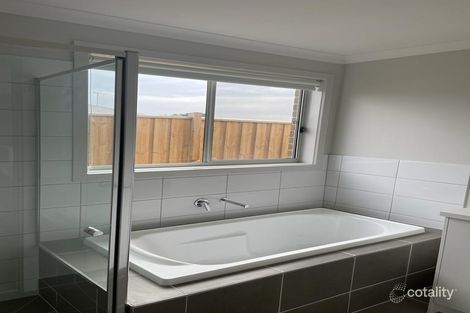 Property photo of 9 Boilersmith Street Donnybrook VIC 3064