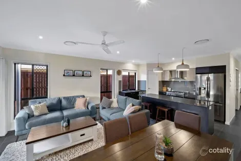 Property photo of 5 Pipet Crescent Pallara QLD 4110