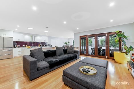 Property photo of 24 Murrumbeena Crescent Murrumbeena VIC 3163