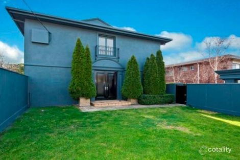 1/10 Braemar St, Essendon, VIC 3040