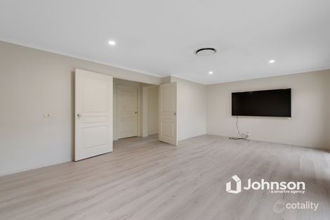Property photo of 6 Chipping Close Wakerley QLD 4154