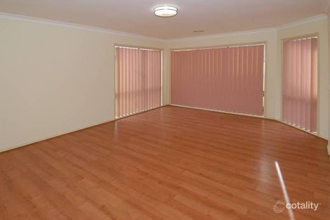 Property photo of 9 Salisbury Court Hillside VIC 3037
