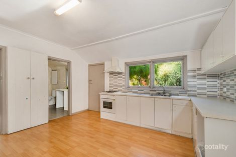 Property photo of 2 Wicklow Avenue Croydon VIC 3136