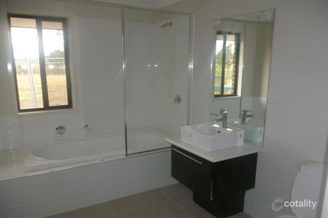 Property photo of 7 Ascot Drive Currans Hill NSW 2567