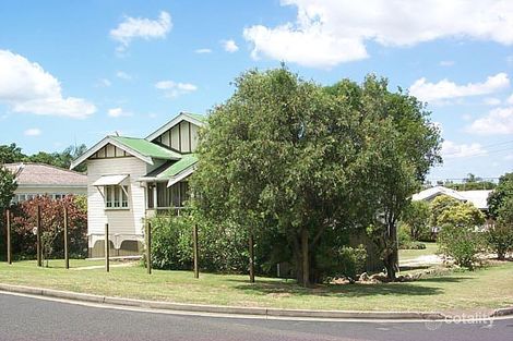 66 Whitehill Rd, Eastern Heights, QLD 4305