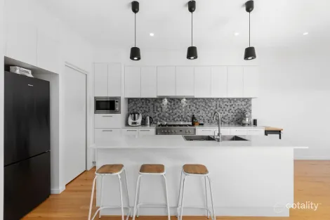 Property photo of 11 Bronzewing Street Ocean Grove VIC 3226